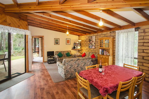 Yelverton Brook Conservation Sanctuary - Southport Accommodation 29