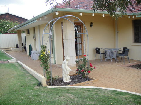 Armadale Cottage Bed & Breakfast - Accommodation Southport 35