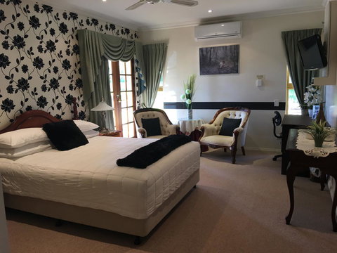 Armadale Cottage Bed & Breakfast - Accommodation Southport 26