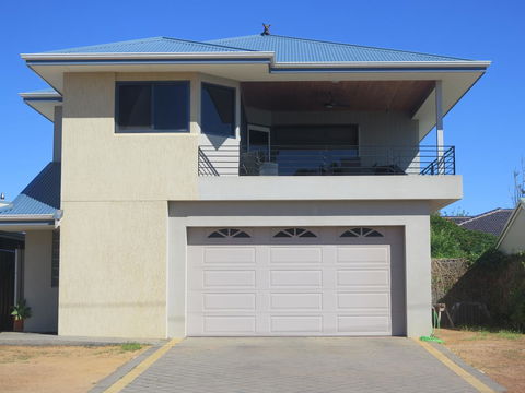 Kalbarri Riverfront Unit - Southport Accommodation 3