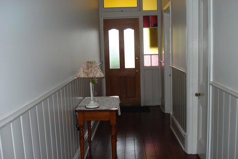 Bluebird Cottage - Accommodation Southport 13