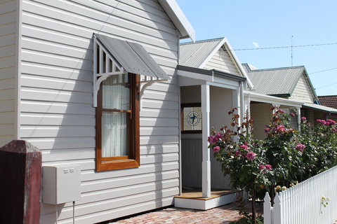 Bluebird Cottage - Accommodation Southport 31