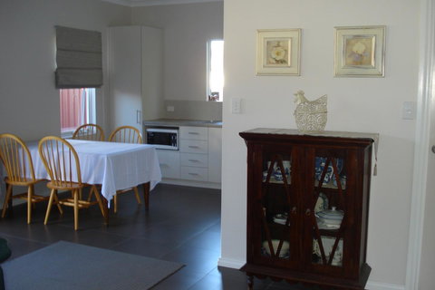 Bluebird Cottage - Accommodation Southport 19