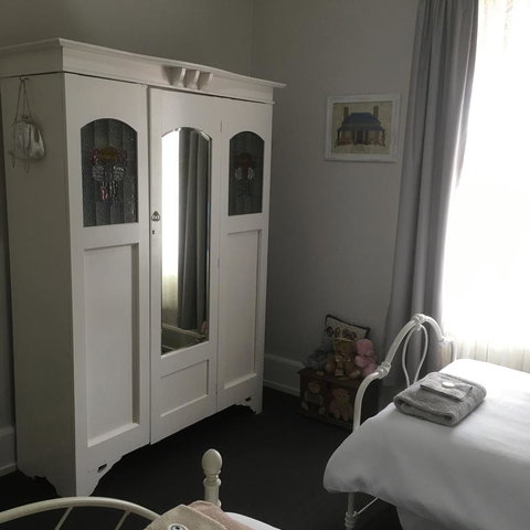 Bluebird Cottage - Accommodation Southport 4