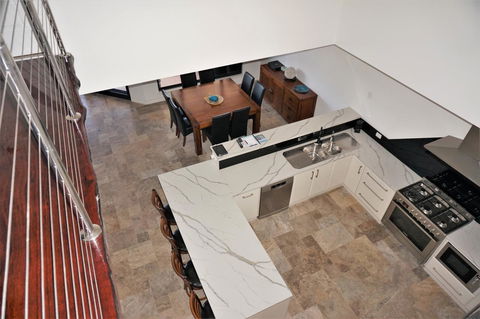 27 Corella Court - Southport Accommodation 16