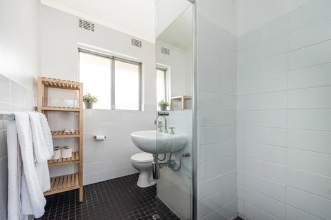 Rosalie 34 - Southport Accommodation 8