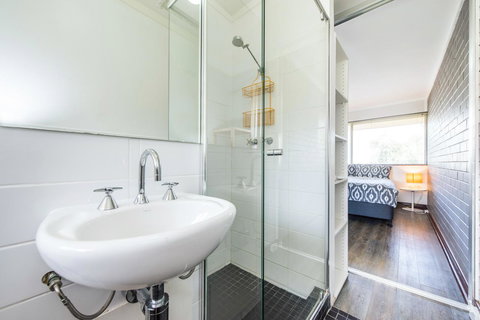 Rosalie 34 - Southport Accommodation 6