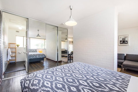 Rosalie 34 - Southport Accommodation 2