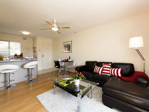 Style In Subiaco - Southport Accommodation 2