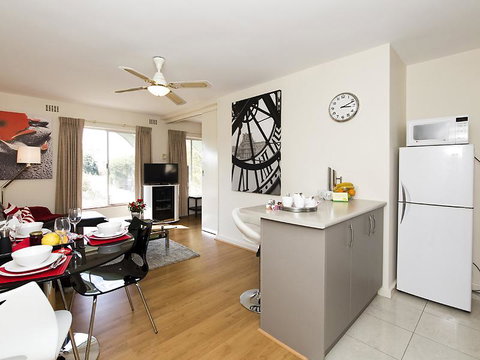 Style In Subiaco - Southport Accommodation 5