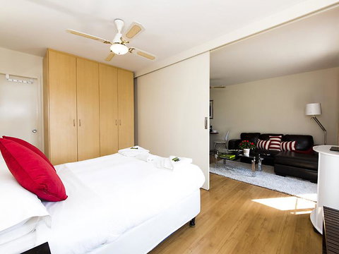 Style In Subiaco - Southport Accommodation 8