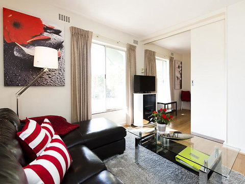 Style In Subiaco - Southport Accommodation 9