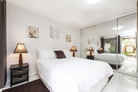 Rosalie 02 - Southport Accommodation 10