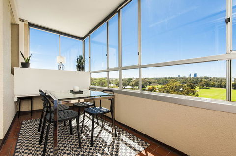 Derby 84 - Southport Accommodation 13