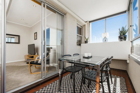 Derby 84 - Southport Accommodation 9