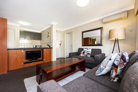 Subiaco Village 18 - Southport Accommodation 2