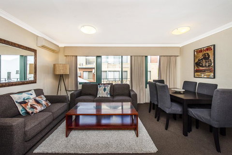 Subiaco Village 18 - Southport Accommodation 0