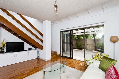 Heart Of Subiaco - Southport Accommodation 1