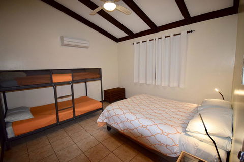 Wildsights Villas - Southport Accommodation 3