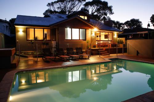 Waikiki WA Southport Accommodation
