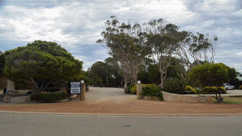 Hopetoun Motel & Chalet Village - Accommodation Southport 12