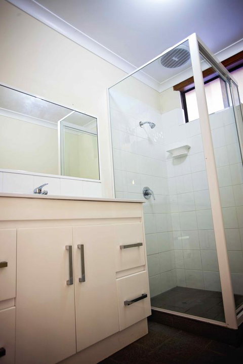 Hopetoun Motel & Chalet Village - Accommodation Southport 43