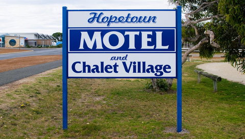 Hopetoun Motel & Chalet Village - Accommodation Southport 5