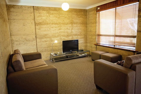 Hopetoun Motel & Chalet Village - Accommodation Southport 41
