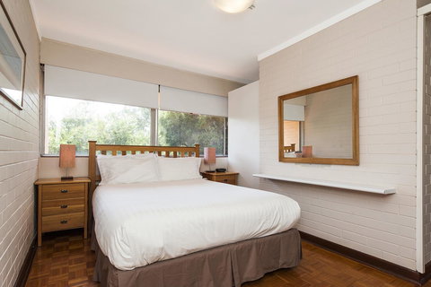 Rosalie 35 - Southport Accommodation 13