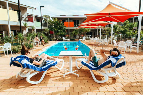 Onslow Beach Resort - Southport Accommodation 2