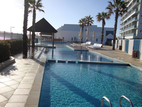 A 406 FANTASTIC OCEAN BEACH And MARINA VIEW APT - MANDURAH - Southport Accommodation 25