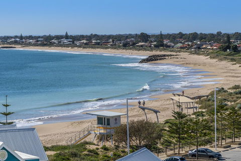 A 406 FANTASTIC OCEAN BEACH And MARINA VIEW APT - MANDURAH - Southport Accommodation 5
