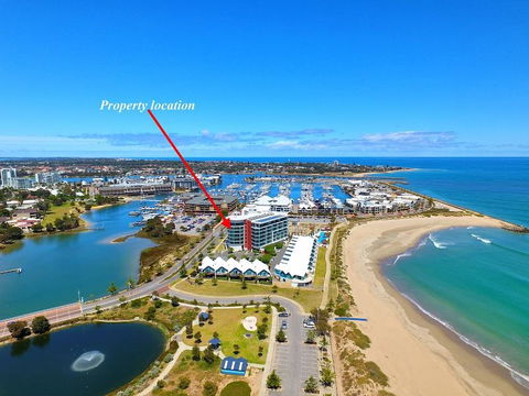 A 406 FANTASTIC OCEAN BEACH And MARINA VIEW APT - MANDURAH - Southport Accommodation 27