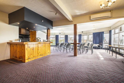 Nightcap At Carlyle Hotel - Southport Accommodation 24