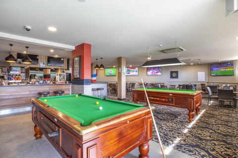 Nightcap At Carlyle Hotel - Southport Accommodation 21