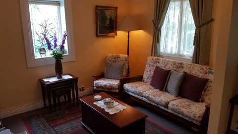 Arendon Cottage - Southport Accommodation 7