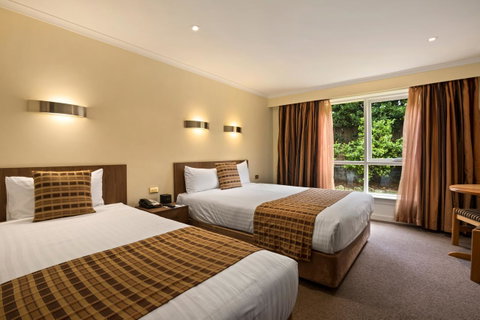 Wrest Point - Accommodation Southport 23