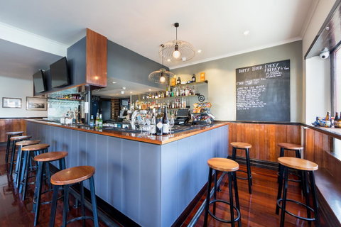 Customs House Hotel - Accommodation Southport 13