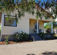 The Manager's Cottage - Southport Accommodation