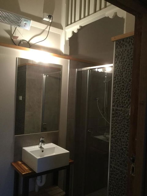 The Station House - Southport Accommodation 9