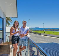 Burnie by the Bay Apartments - Southport Accommodation