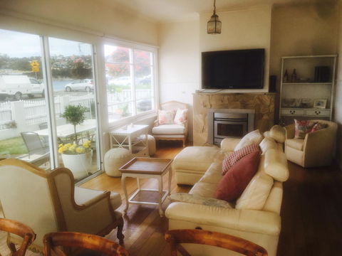 The Ultimate Beach House - Southport Accommodation 15