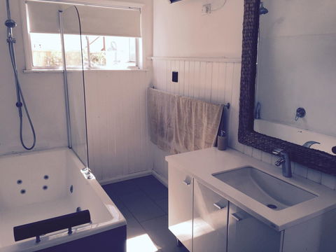 The Ultimate Beach House - Southport Accommodation 22