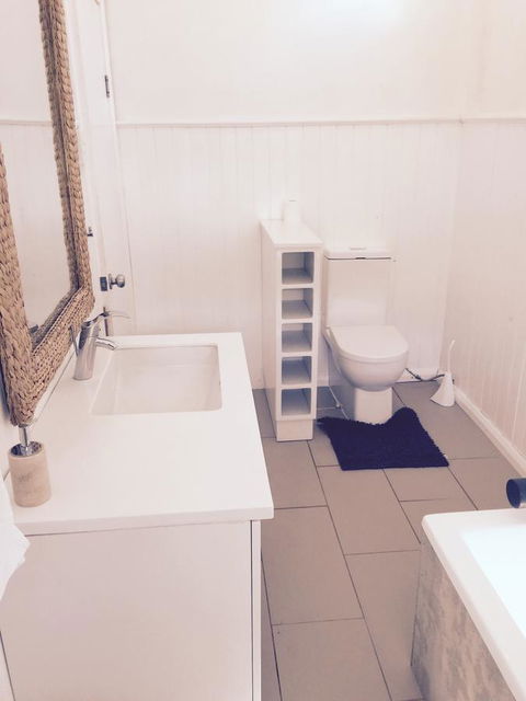 The Ultimate Beach House - Southport Accommodation 14