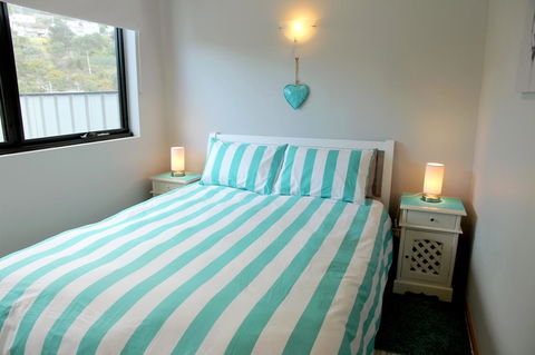 Kingston Beach-House Retreat - Southport Accommodation 14