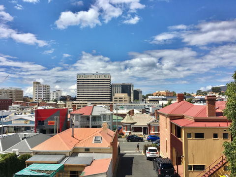 Hobart Inner City Apartment - Southport Accommodation 13