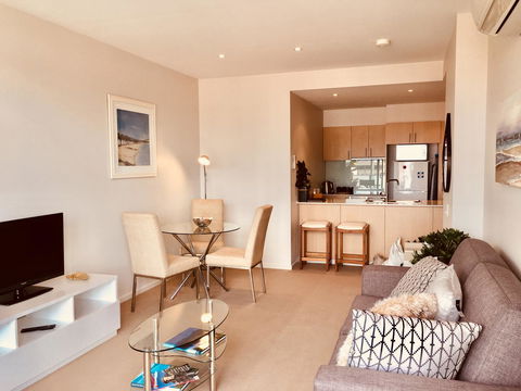Hobart Inner City Apartment - Southport Accommodation 1