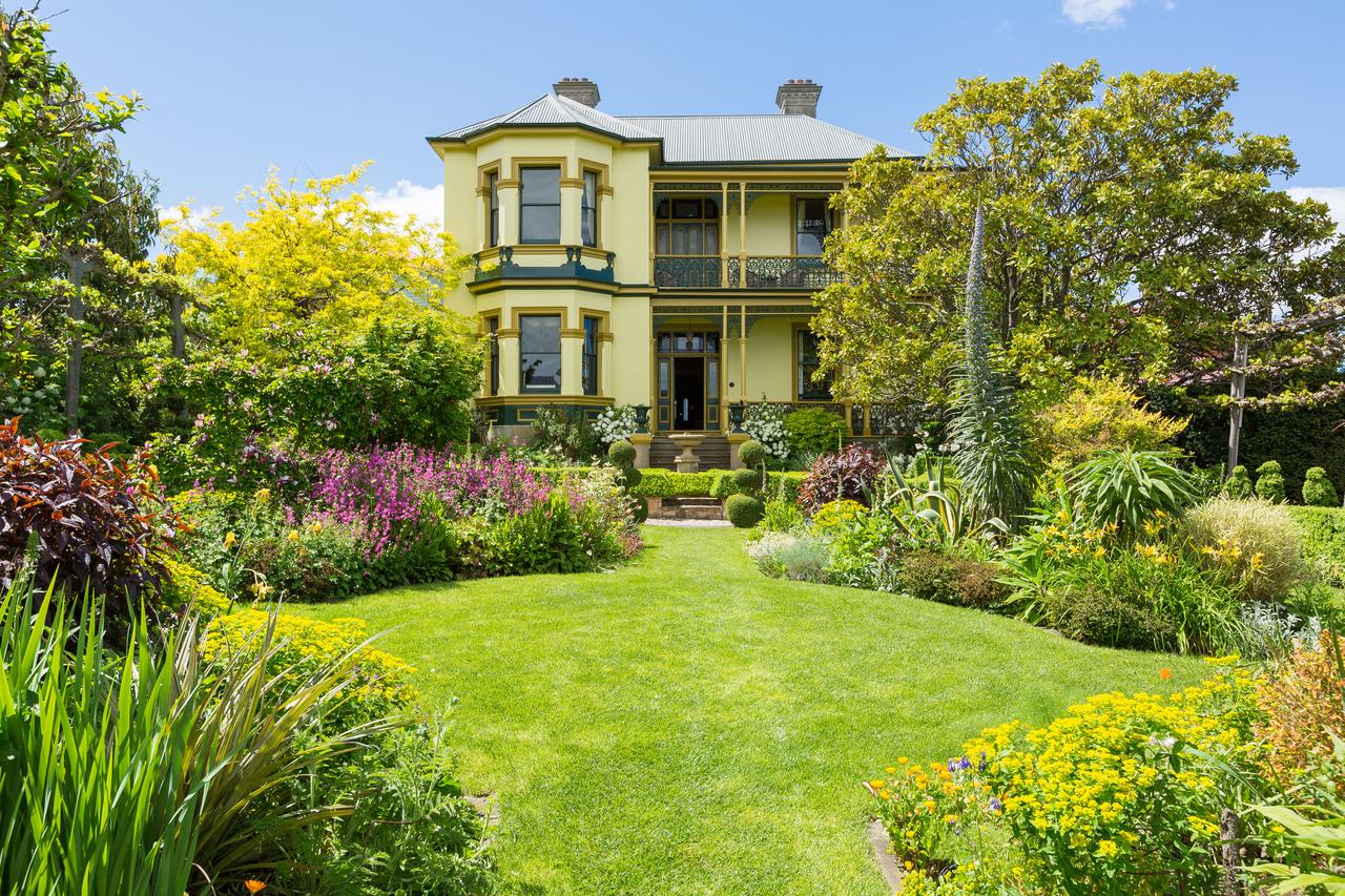Glebe TAS Southport Accommodation
