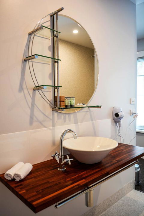 Heathfield Apartments - Southport Accommodation 9
