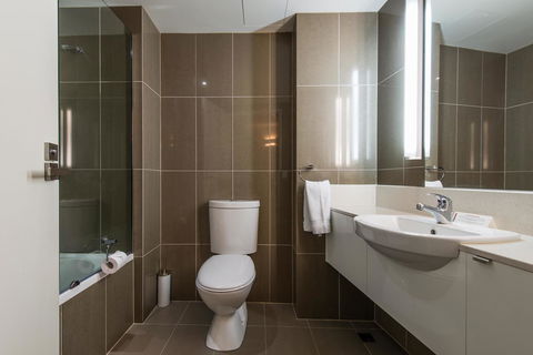 Mantra Collins Hotel - Southport Accommodation 40
